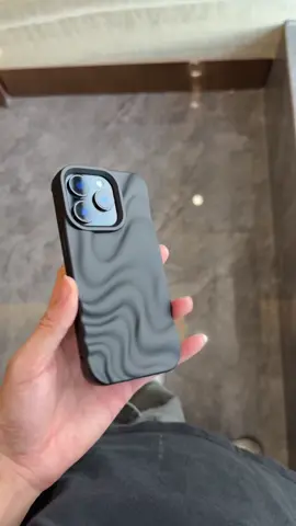 Three-dimensional water ripple phone case! So advanced!