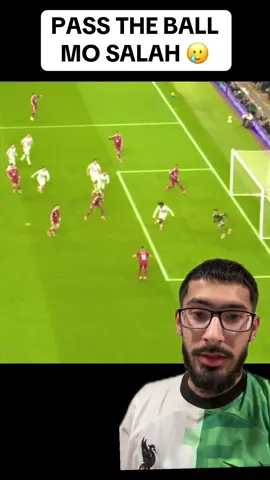 Mo Salah forgot how to pass #mosalah #salah #liverpool #manutd #PremierLeague @Antica Jerseys 