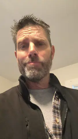 if you've ever sold something on eBay or Facebook or Amazon you know how difficult it is to keep stock on items. May I suggest selling homing pigeons LOLOLOL😂😂😂 #tiktokshop #fypシ #trending #funnyvideos #money 