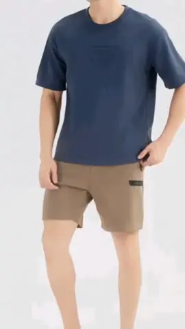 “Presko, magaan, at astig sa porma! Ang UNIFIT Unisex Oversized Cotton Round Neck Tee — perfect sa kahit anong lakad, pang babae o lalaki. Comfort at style, all in one! #UNIFIT #OversizedTee #UnisexLook #ComfortAndStyle #DailyFit