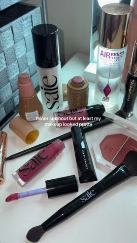 Whoops 🙃 #makeup #girlhood #microinfluencer #contentcreator #relatable 