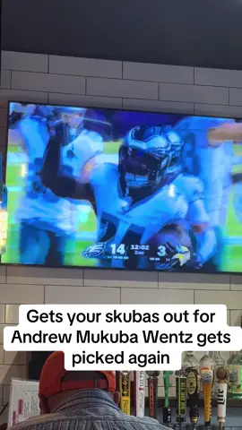 Carson, Carson, when are you going to learn. #fyp #foryoupage #flyeaglesfly🦅 