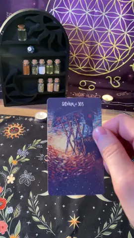 Ktoś ukrywa przed Tobą tajemnicę.#tarot #magia #czytanietarota #tarotreading #milosc