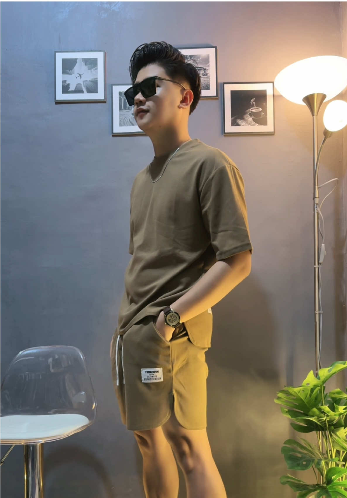 “Kaos one set bahan simple elegan😎,bahan poliester ringan adem,pilihan warna ada di etelase cek keranjang kuning🔥#oneset #kaosberkualitas #wibgajian 