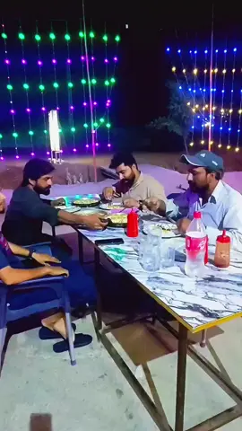 پیزا کھا لو 🍕😋@Lahore Glass house 