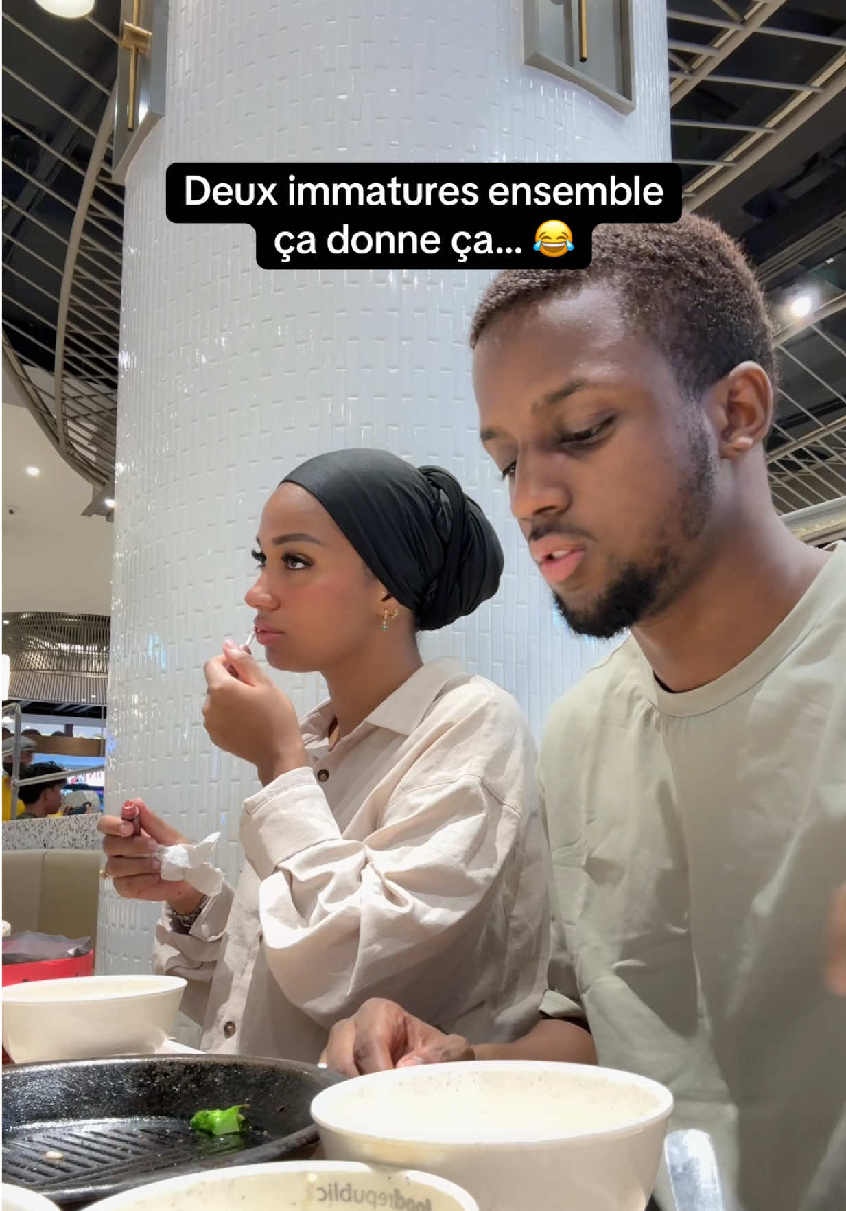Juste un couple heureux, finalement😂 #humour #fyp #couple #marriedlife 
