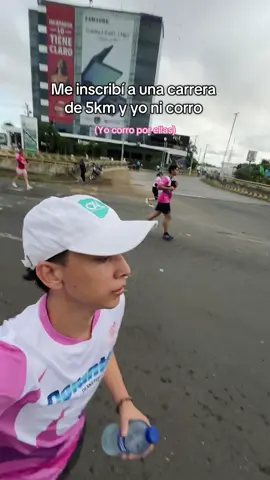Yo corro por ellas  💗 Cada paso cuenta, cada kilómetro es esperanza. La Carrera Rosa es más que un evento deportivo: es un movimiento de amor, solidaridad y prevención contra el cáncer de mama. #Running #nicaragua🇳🇮 #deportes #carrera #correr 