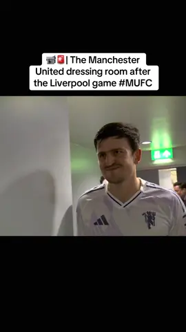 📹🚨| The Manchester United dressing room after the Liverpool game #sesko #brunofernandes #cunha #manchesterunited #rubenamorim 