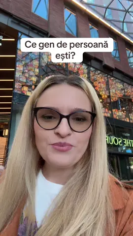 Eu sunt mai friguroasă de fel, dar parcă nici în tricou la 9 grade #cumparaturi #frig #mal #pentrutine #momoftiktok 