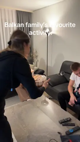 🤣 #fyp #family #foryou #balkan #viral 