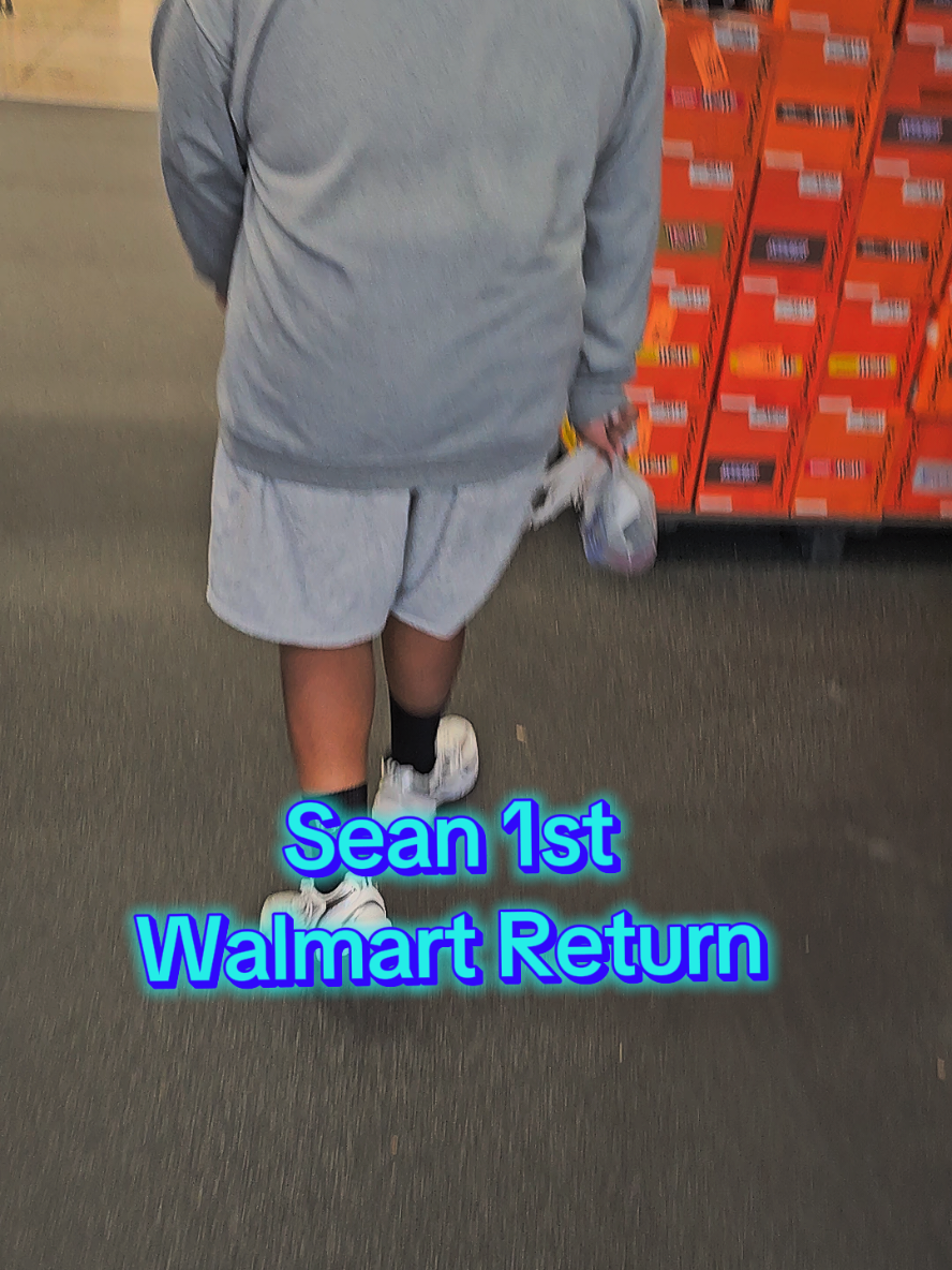 @SeanDTrain had a return at #Walmart trying to glow up lol  #Familyvlog #dayinthelife 