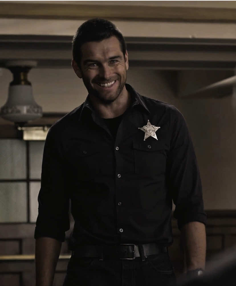 الشريف لوكاس هود✋🏻. #lucashood #banshee #antonystarr #بانشي #لوكاس_هود 
