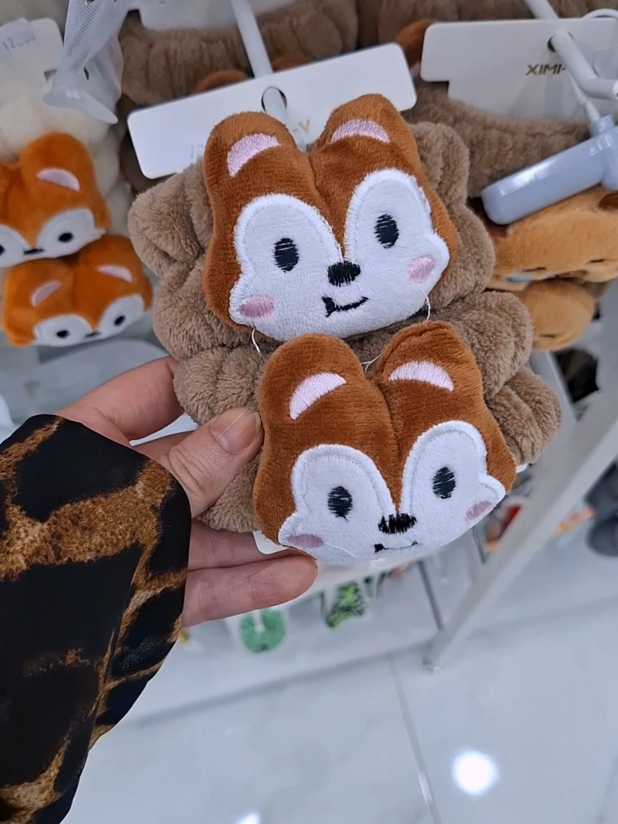 asmr fall vibes à ximi-v + labubu🥰🌸 petit tours à @Ximi-v tunisia petites trouvailles d'objets automnals et adorables et j'ai trouvé des labubu mais perso je trouve ça moche 🤭 #asmr #fallvibes #labubu #ximiv #tunisia🇹🇳 