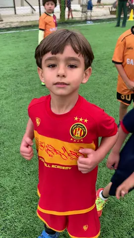 Le petit Adouma en mode Ronaldo  suiiiiiiiiiii 😂❤️ #football #academy #workhard #training #tunisia🇹🇳 