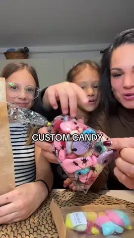 Hallooweeni cukorkákat rendeltem a csajoknak!😍 @🍬customcandy🍬  #candy#foryou#hallooween#tastetest#fy 