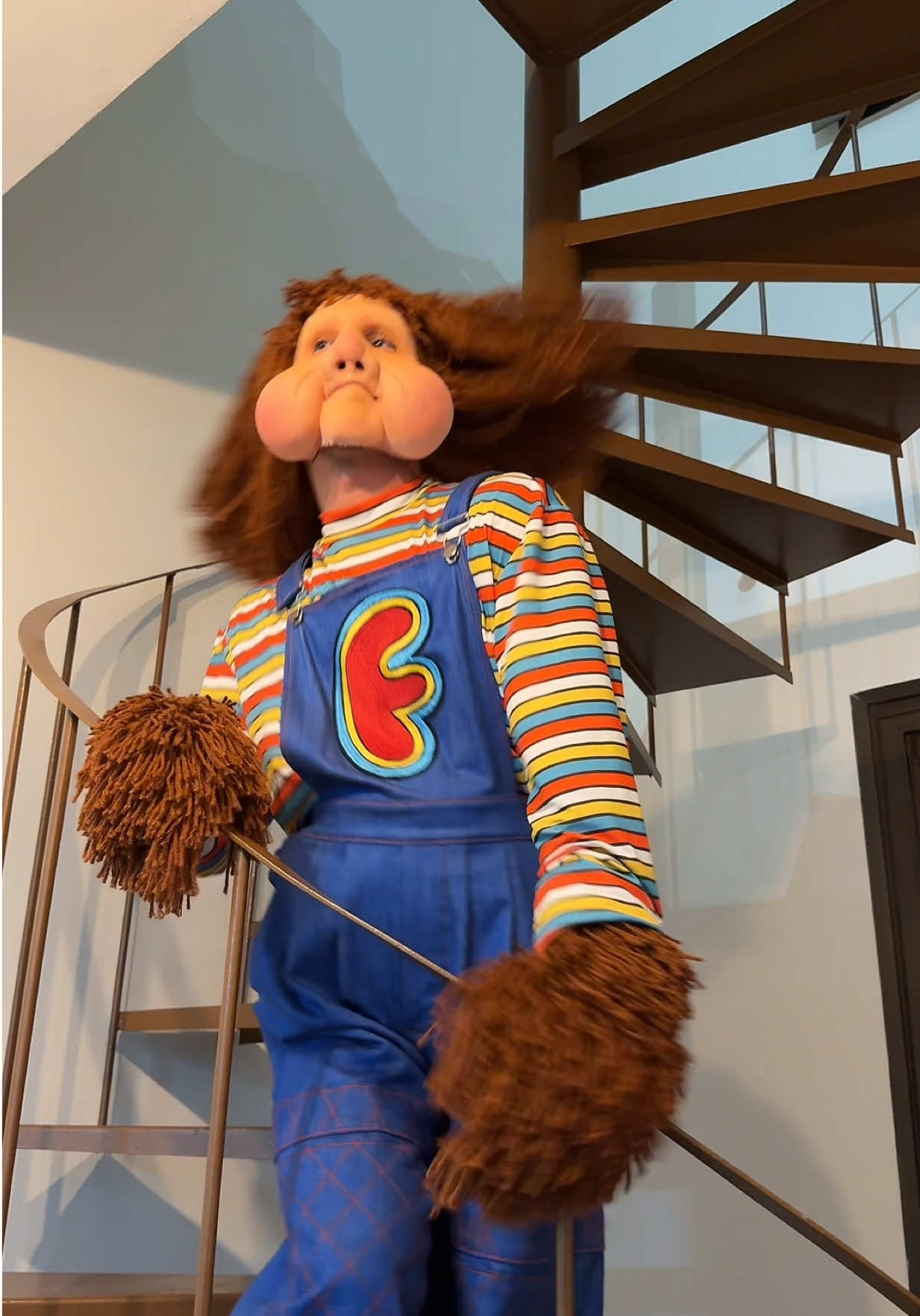 ele precisa fazer os conteúdos antes de sair de casa sabe @Vittor Fernando 🎃 #halloween 