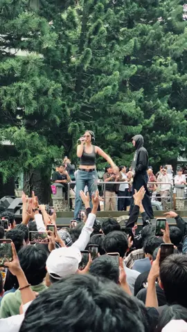 Minggu - White Chorus at Pasar Seni ITB #whitechorus #pasarseni #pasarseniitb #minggu #bandung