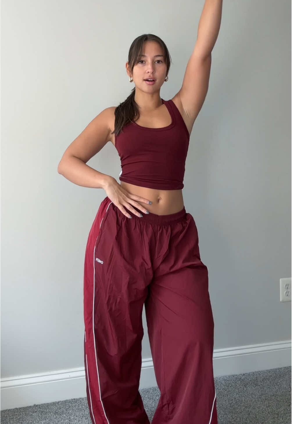 it’s giving troy bolton 🏀 woven pants & cropped cotton tank from @Oner Active code megan 🍷💅🏼🤌🏼