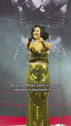Her konseri başka olayy #melikeşahin #ortak #harbiye #konser #harbiyeaçıkhava 
