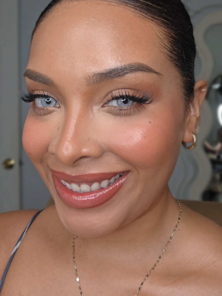 Neutral never looked so good 🤎✨ Creating this soft nude eye with the Makeup by Mario Master Mattes Palette — effortless, timeless, and perfectly blended.  Follow for more 💕  Products Used  @makeupbymario  #MakeupByMario #MasterMattesPalette #NudeEyeLook #SoftGlam #NeutralMakeup #EverydayGlam #MatteEyeshadow #MakeupInspo #MakeupLover #EyeMakeupGoals #SoftNeutralLook #ClassicGlam #MakeupRoutine #BeautyInspo #MakeupTransformation #FlawlessBlend #TheBeautyStatement