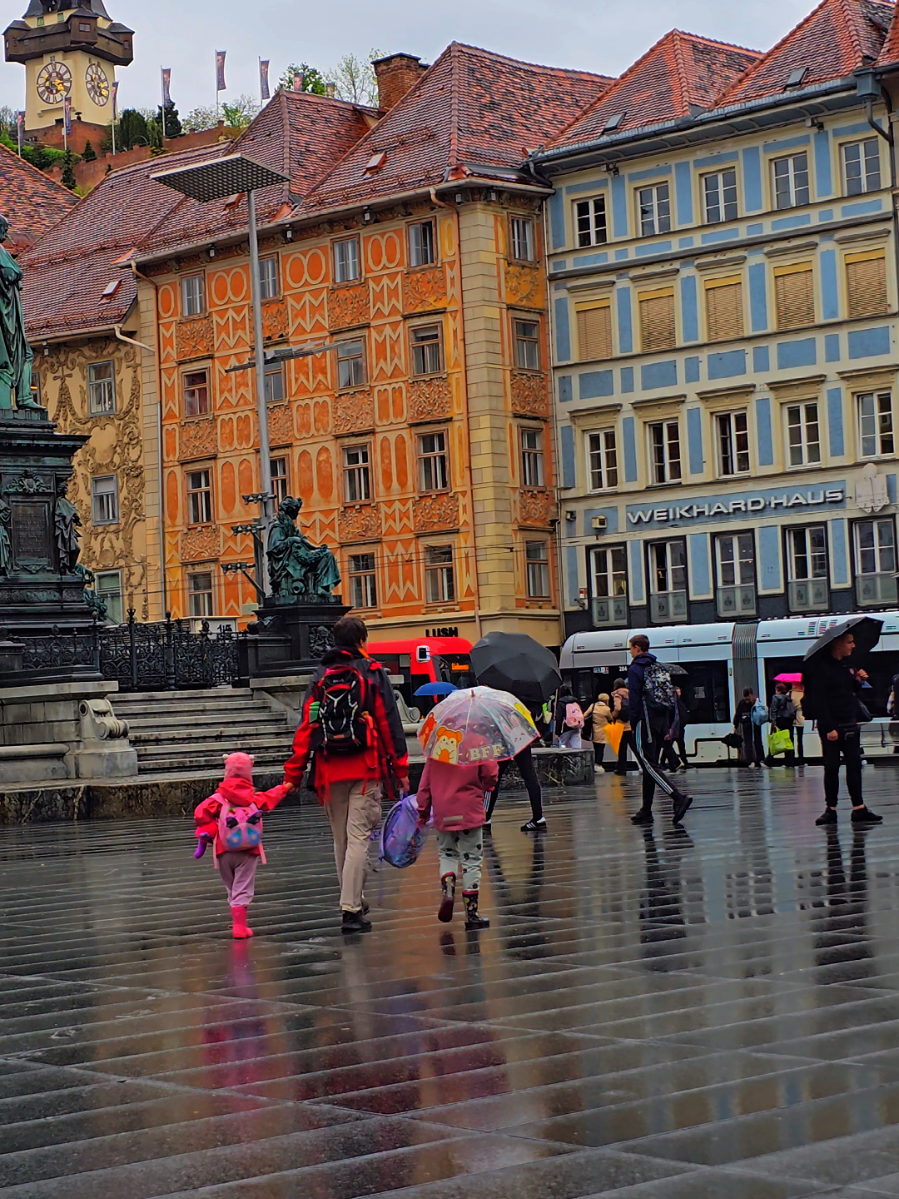 @فـ⃪لاެـ⃪ِنة|𝑭𝒍𝒂𝒏🖤⤿📸  انت اغلا النااس عليا روحي فيك  #تعديل_فيديوهات_عطريقتي🙂❤ #مطر #غراتس #ستوريات #تصويري📸 