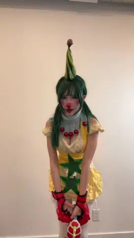 The pantaloons are really shining here  #killerklowns1988 #killerklowns #killerklownsfromouterspace🚀 #clownmakeup #clowncostume #halloweencostume #shorty #shortykillerklowns #halloween2025 #vintageclown #vintagehalloween 