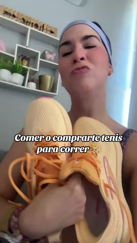 Empiezas a correr y tienes que decidir entre comer o tenis #run #fit #corredores #runners 