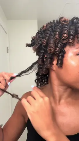 Perm rod set is perfect for the fall 🍂 I used @Mielle Organics mousse it has great hold on my type 4 hair💕 #type4hair #permrodset #naturalhairstyles #miellepartner #ad 