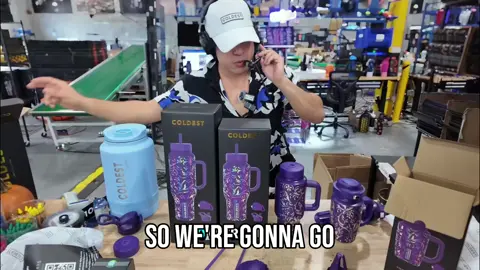 They're unboxing the 36-ounce Coldest bottle! Limitless ultra purple moonlight floral is unveiled in 3 sizes, with a fifth size, the 20-ounce, coming soon. #ColdestBottle #unboxing #purple #floral #moonlight