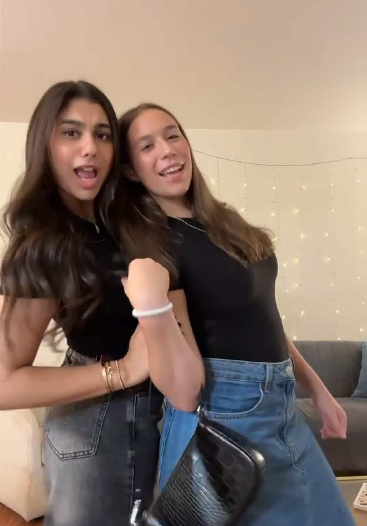 We did in fact pu like this #jewish #tzniusoutfits #modestfashion #tzniusfashion #umd 