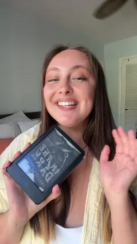 In The Dark by Chelsea Curto 🔪💀🎃 the best dark romance book! Loved it so much ❤️ thank you @Chelsea Curto 💕 for this incredible book!  #BookTok #books #BookRecommendations #darkromance #darkromancebooks 