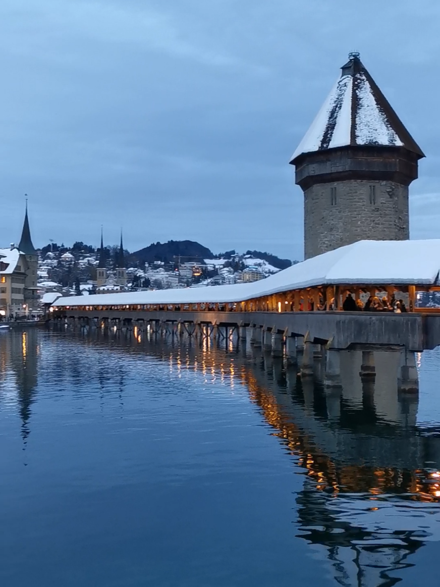 Winter in 📍Lucerne❄️🫶🏻🇨🇭 #switzerland #lucerne #snow #winter #christmas 