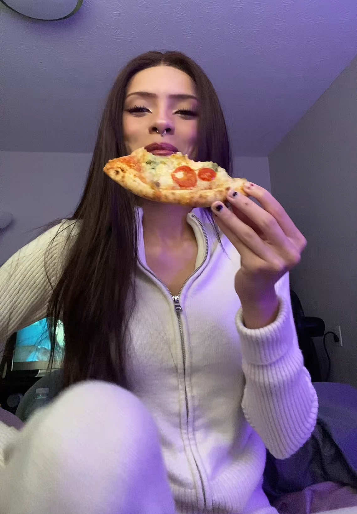 hi the pizza is good 
