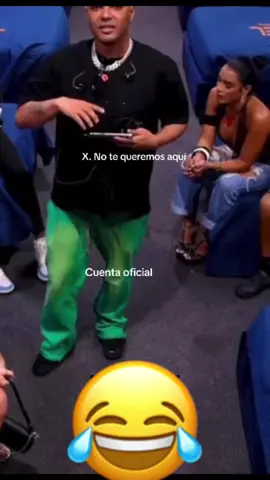 Ya no van a contratar a yina en RD #alofoke #streamfighters #viral 