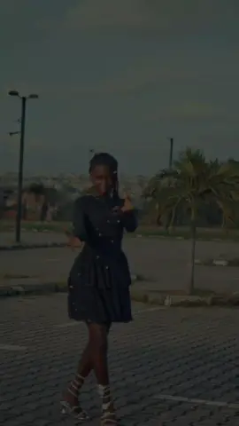Aarin Sings - Silently out now 🔥 on all platforms  Link on my bio ☝️  Shot & directed: @Kaka_network  prod: @PsalmwiseBeatz  @badg @Simi  #aarin #newsound #goviral #simi 