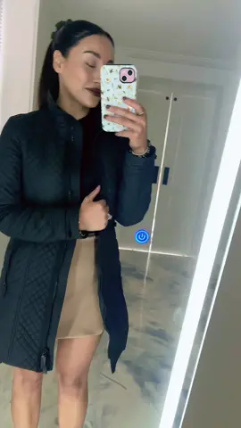 Rainy day fit 🌧️ #OOTD #uggseason #todaysoutfit #rainydayoutfit 