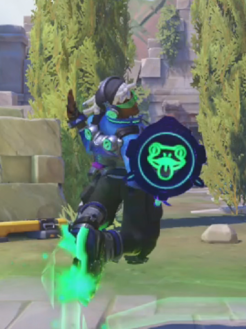 Im so confused with this lucio glitch 😭 it should be his next perk fr. #overwatch #overwatch2 #overwatchtiktok #overwatchclips #fyp 