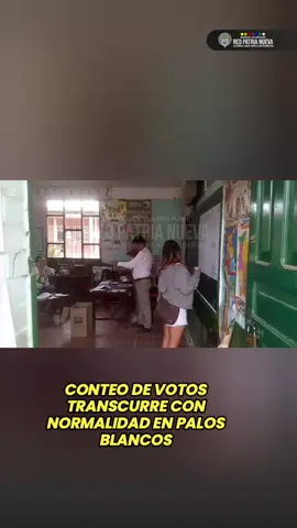 En el recinto electoral de la Unidad Educativa Palos Blancos, el conteo de votos se desarrolla con total normalidad. Notarios y jurados electorales trabajan con transparencia y orden, asegurando el correcto desarrollo del proceso y el respeto a la voluntad de los votantes. #Elecciones2025  #palosblancos  #Conteo  #Balotaje #redpatrianueva 