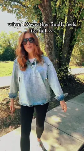 OOTD just cause it’s a beautiful day ☀️ I’ve been dying to wear this denim hoodie 😩 #OOTD 