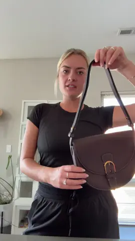 Loving all of these cozy fall finds! #rosshaul #rossdressforless #fossil #freepeople #urbanoutfitters 