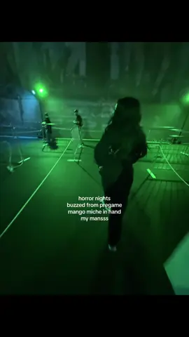 I love October 🕸️#hhn #universalstudios #fyp #parati 