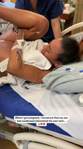 😭💔💔 #pregnant #hospital #mother #labor #baby 