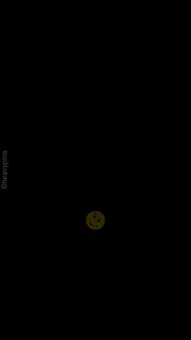 Felcú e o efeito Globo em ação . #felca teve uma mudança repentina após se juntar com a #globo, desde uma capa de revista com simbologia santanista, e agora esse visual 