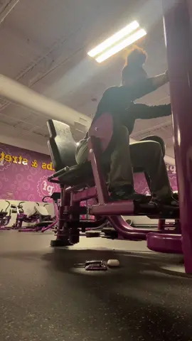back at it again 😚#fyp #GymTok #gymmotivation 