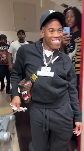 #Shamar is on tour. #shamarmcco #trending #fyp #viral 