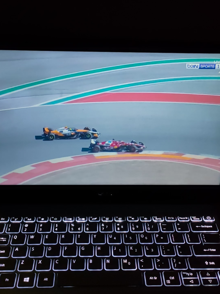 what a defense from Charles Leclerc, although in the end Norris was able to overtake him ##F1 #charlesleclerc #usgp 