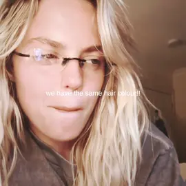 #reneerapp + #sabrinacarpenter ୨୧ - i still can’t believe im seeing reneé in march PLEASE PLEASE PLEASE let towa be there to do her part in atleast im hot PLEASEEEE aleo i need outdit ideas for reneé chz i was gonna wear jorts but then i realised its gonna be kinda cold cuz its march so idk😖😖 || #foryoupagе #foryou #viral  sabrina carpenter reneé rapp edit audio fyp silly funny 