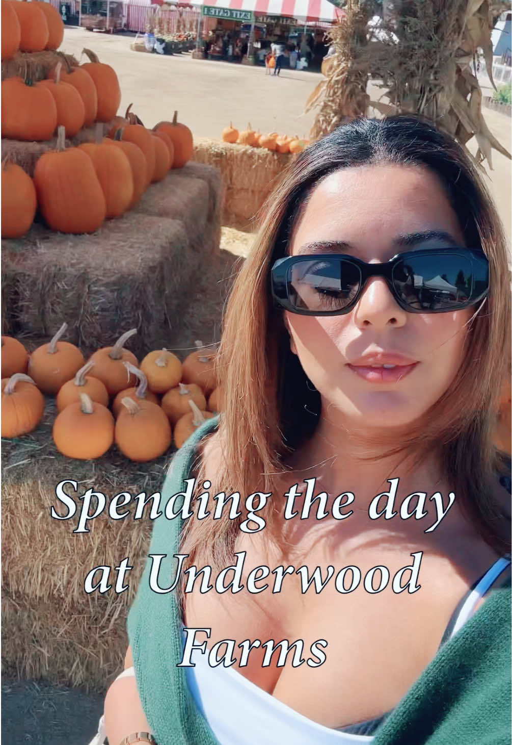 Cute day at @underwoodfamilyfarms 🎃 #fallactivities #pumpkinpatch #fallvibes #ciaracrobinson #underwoodfamilyfarm 