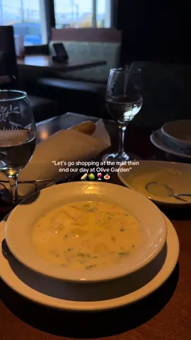 My dream date…cute @Olive Garden ❤️ #shoppingday #olivegarden 