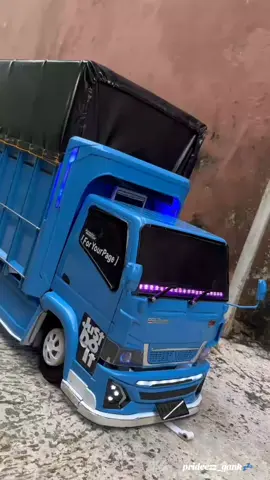 #prideezzgank #nemahminiaturofficial #canter #foryoupage #miniaturtruk @KikiCore ✪ @Nemah Miniatur Store @Rehan Core. @liaa Core @Zai @ᵃˡᵛᵃʳᵒ-ˢᵠᵘᵃᵈ-ᶜᵒ⁴☠︎︎ @𝕻𝕽𝕴𝕯𝕰𝕰𝖅𝖅.𝕮𝕺🀄 @BABY KEY🍓 